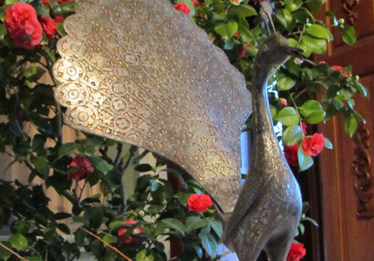 Kamelien und kalte Schönheit des Metalls, Frühlingsblumenausstellung 2012